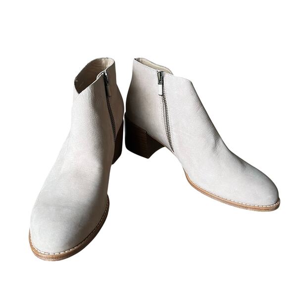 Eileen Fisher Melrose Nubuck Leather Block Heel‎ Booties Women's Size 10 - Picture 2 of 11